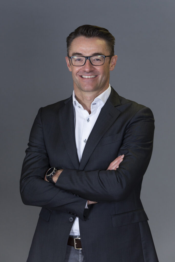 Met group tom van de cruys